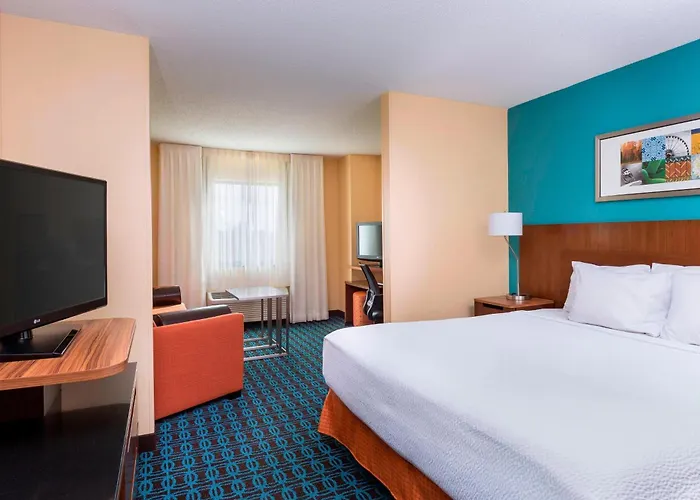Fairfield & By Marriott Galesburg