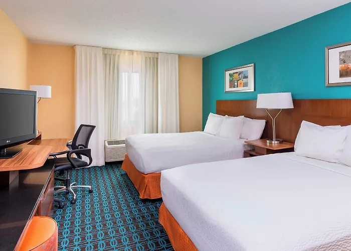 Fairfield & By Marriott Hotel Galesburg
